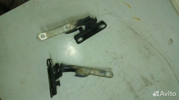 Рено логан петли капота