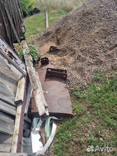 Лопата на трактор