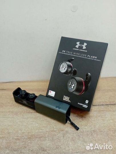 JBL Under Armour true wireless flash