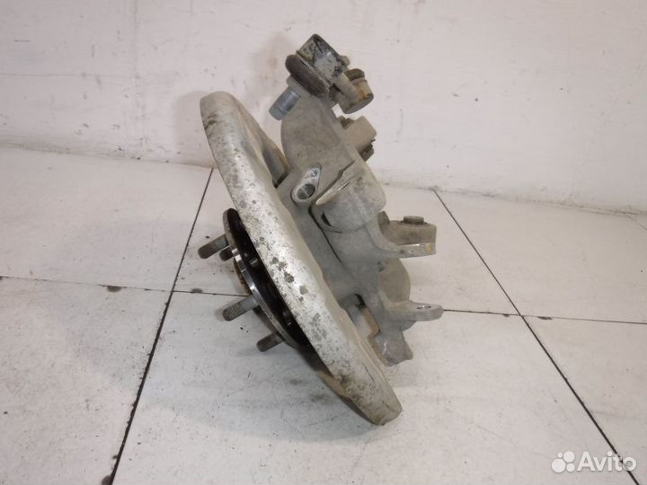 Кулак задний правый Киа