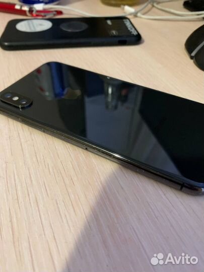 iPhone X, 64 ГБ