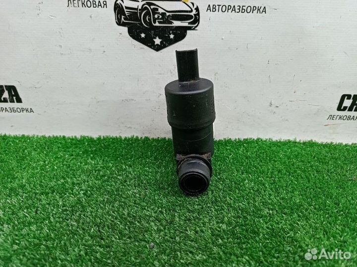 Насос стеклоомывателя Peugeot 207