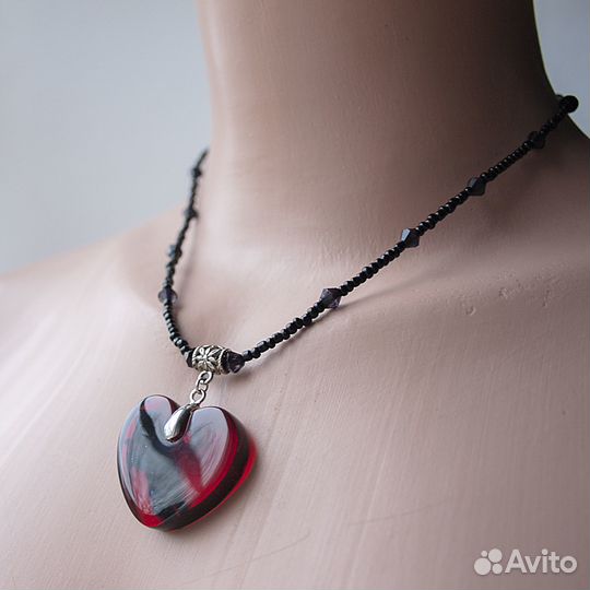 Колье с сердечком ручной работы (ангелочек внутри)