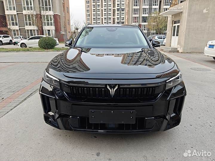 Voyah Free 1.5 AT, 2023, 10 000 км