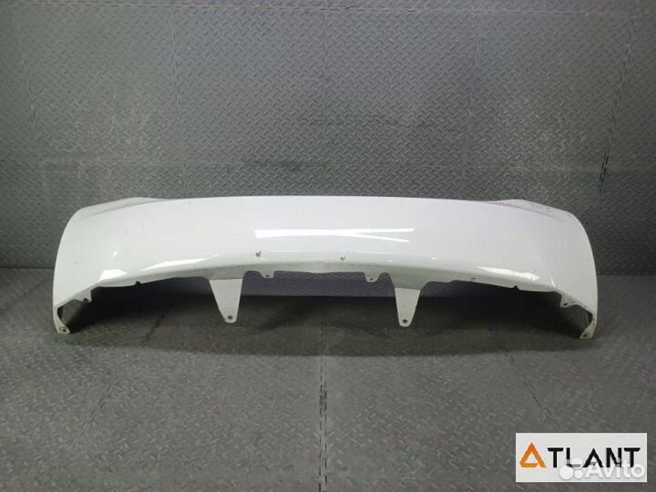 Бампер задний toyota aqua