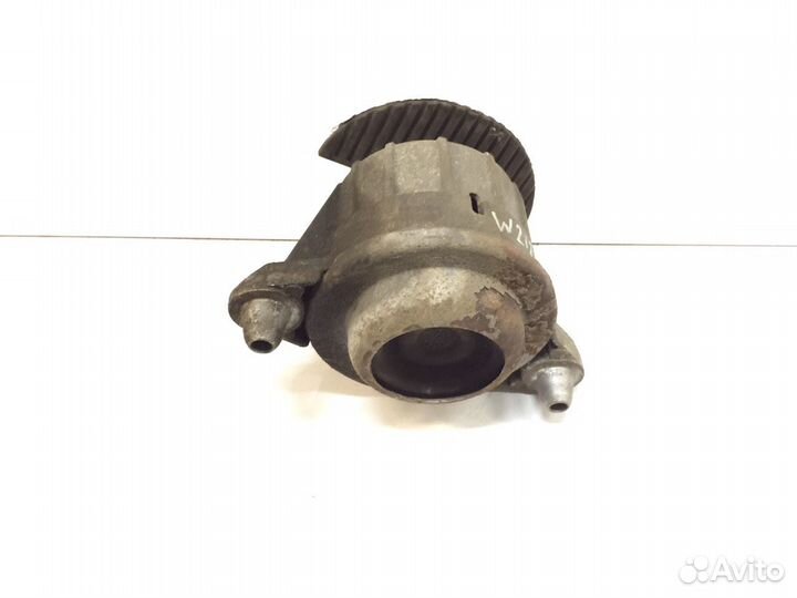 Mercedes W212 мерседес Крепление Опора Двигателя