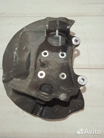 Кулак поворотный передний правый Bmw 5 Е60 2 2007