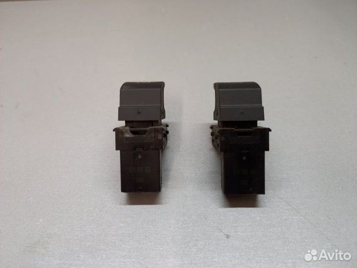 Блок управления стеклоподъемниками Volkswagen