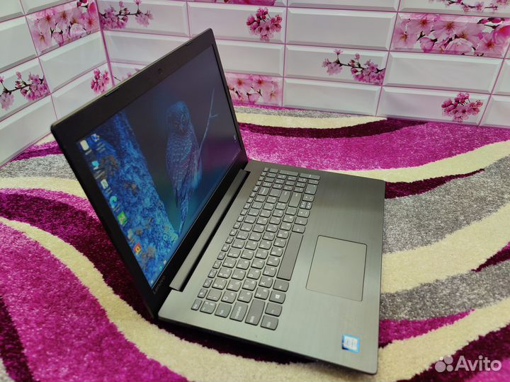 Ноутбук lenovo Intel Core i3/Intel HD Graphics 520