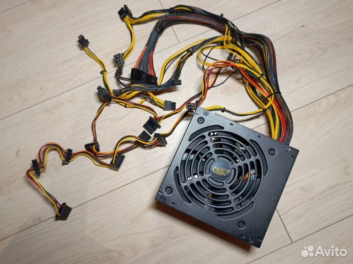 Блок питания 700w deepcool da700r Aurora