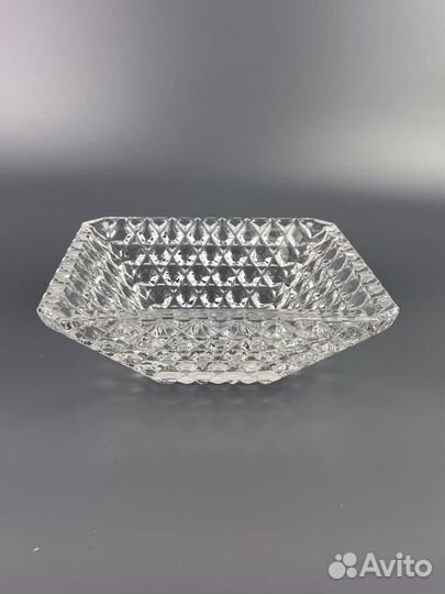 Квадратная салатница