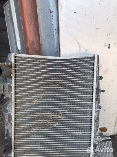 Радиатор охлаждения Nissan Presea
