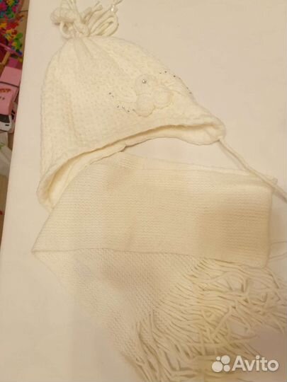 Комплект шапка и шарф для девочки