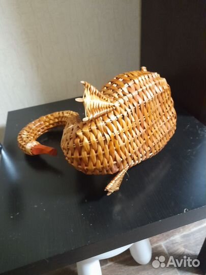 Лебедь из лозы