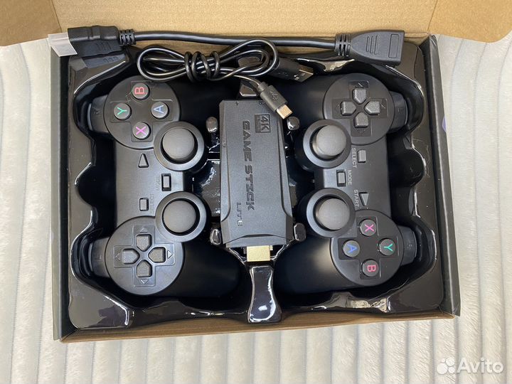 Игровая приставка Game stick 64gb
