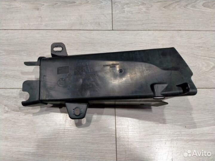 Воздуховод передний левый Bmw 523I F10 N20B20B