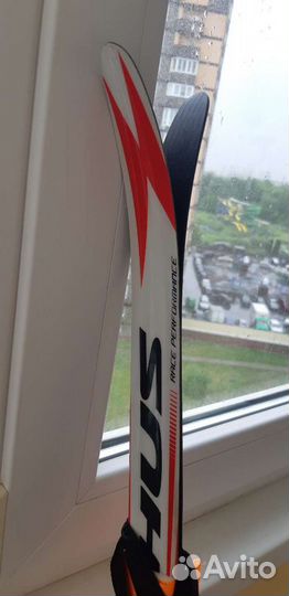 Лыжи беговые пластик