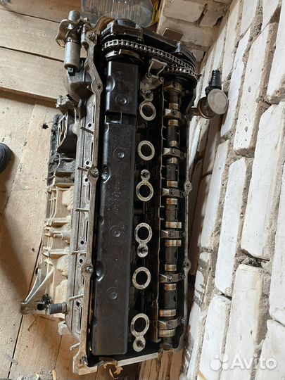 Двигатель M54B30