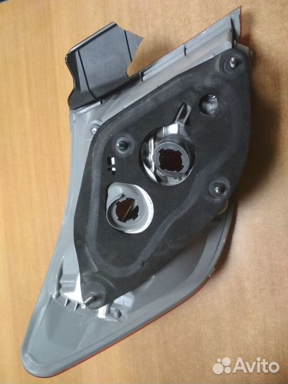 Фонарь правый Toyota Camry V50