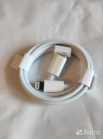 Зарядное устройство на iPhone 20w