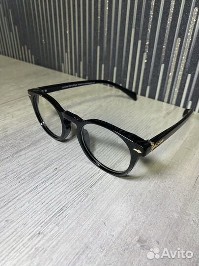 Очки имиджевые