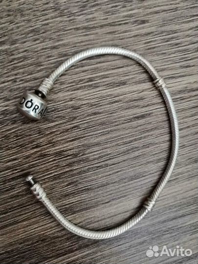Браслет, серьги и шармы Pandora, оригинал