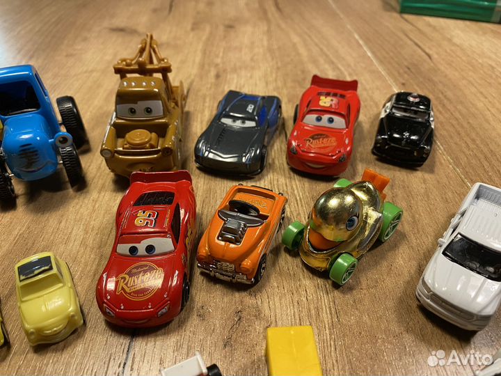 Машинки пакетом тачки и hot wheels