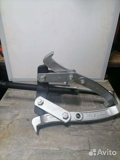 Шарнирный съемник