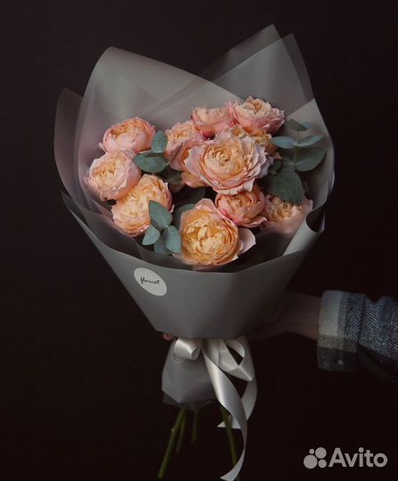 Букет на 1 сентября цветы розы диантусы