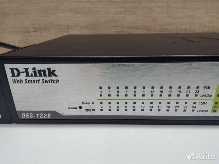 Коммутатор D-link DES-1228 24порта