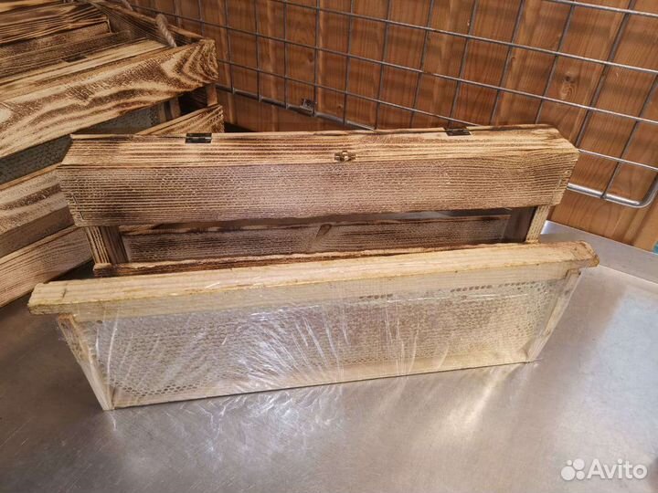 Мёд в сотах. 