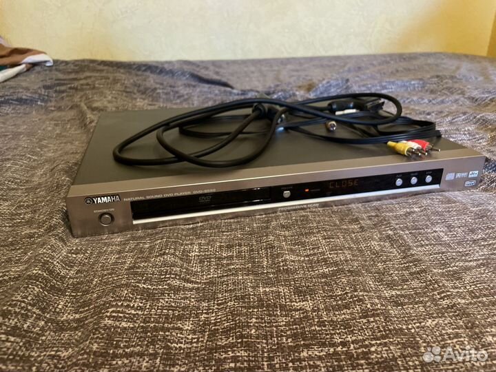 Dvd плеер yamaha S550