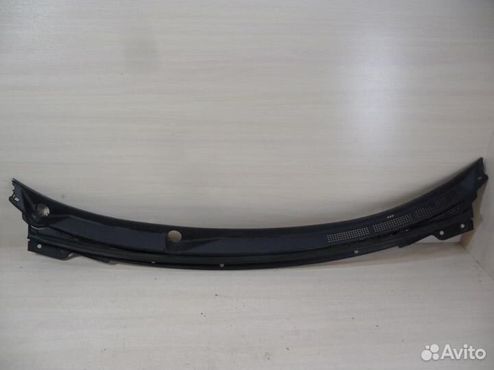 Решетка стеклоочистителей Mitsubishi Lancer 10 20