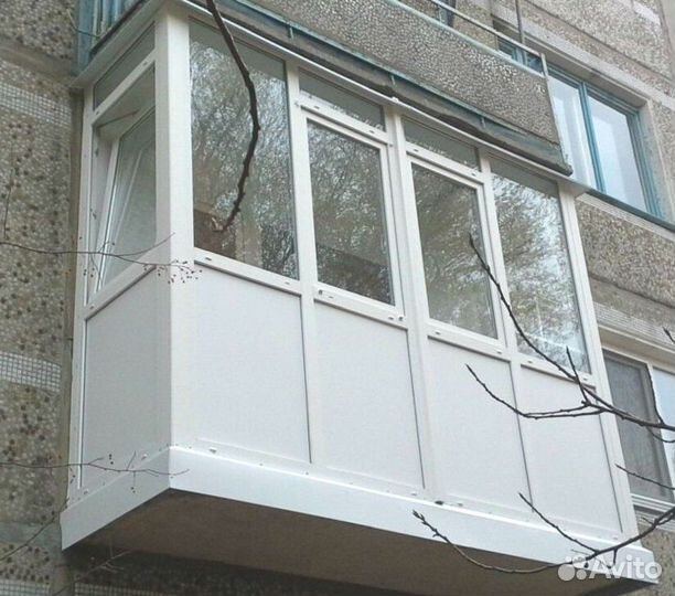 Остекление балконов и лоджий в рассрочку Y2156