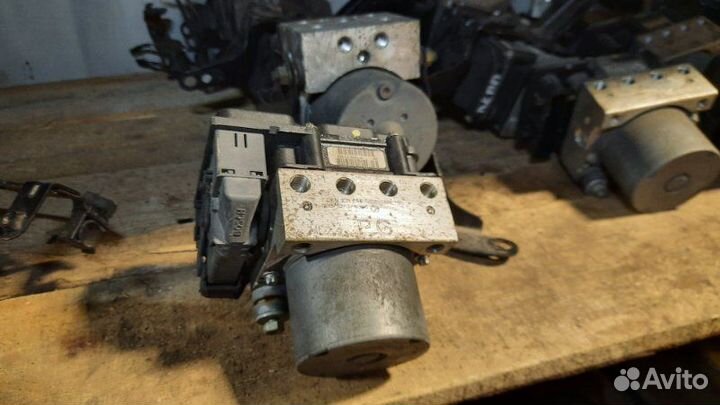 Блок управления abs Subaru Impreza Wrx Sti