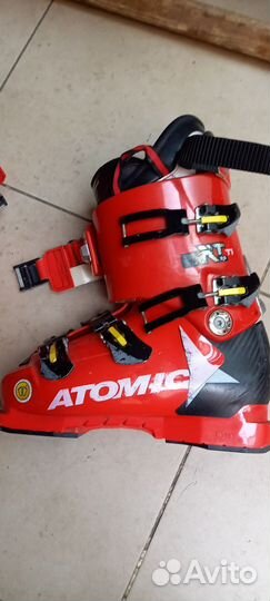 Горнолыжные ботинки Atomic