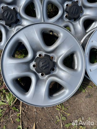 Диски оригинал Suzuki Grand Vitara R16