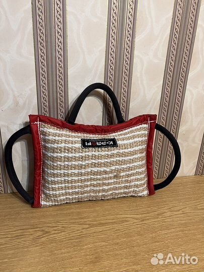 Подушка-ухватка «команч» с тремя ручками для собак