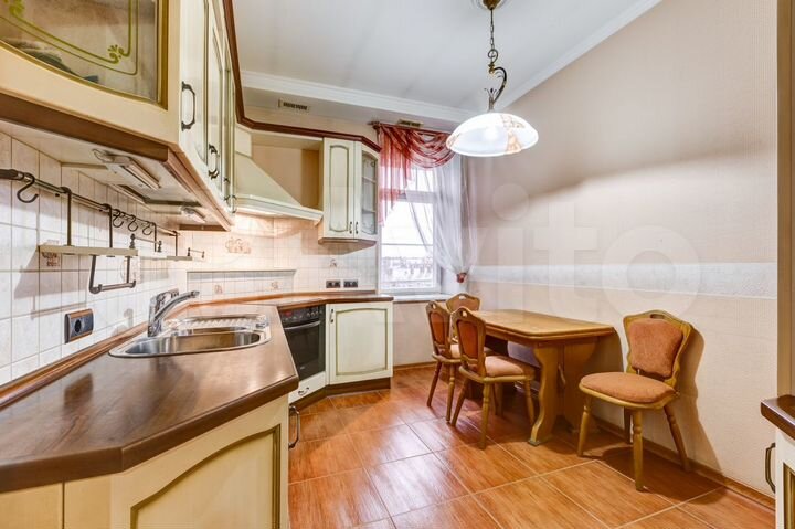 4-к. квартира, 165 м², 6/6 эт.