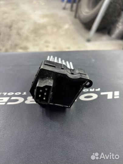 Резистор печки BMW 5 E39