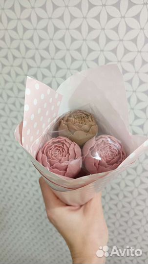 Букет из шоколадных пионов