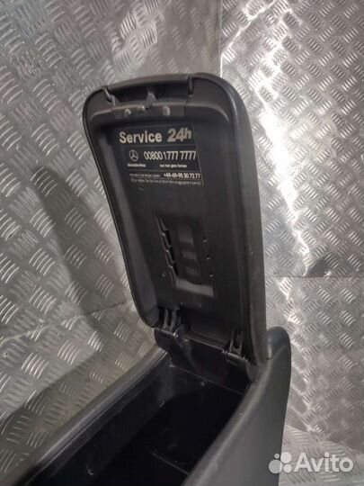 Консоль салона (кулисная часть) Mercedes-Benz C W203 2.2 A2036800852