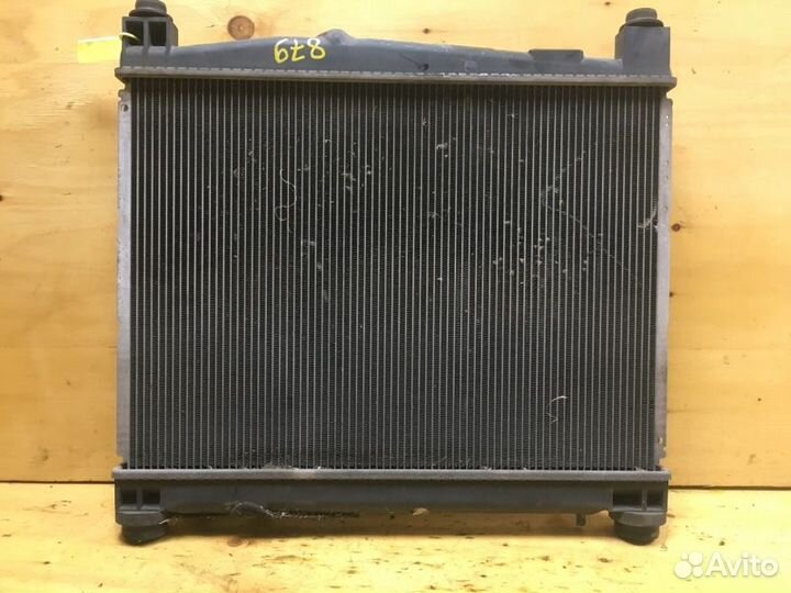 Радиатор двигателя toyota sienta