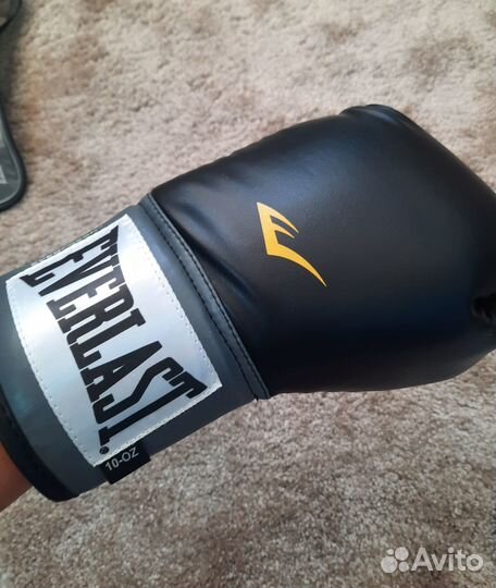 Боксерские перчатки эверласт 10 унций