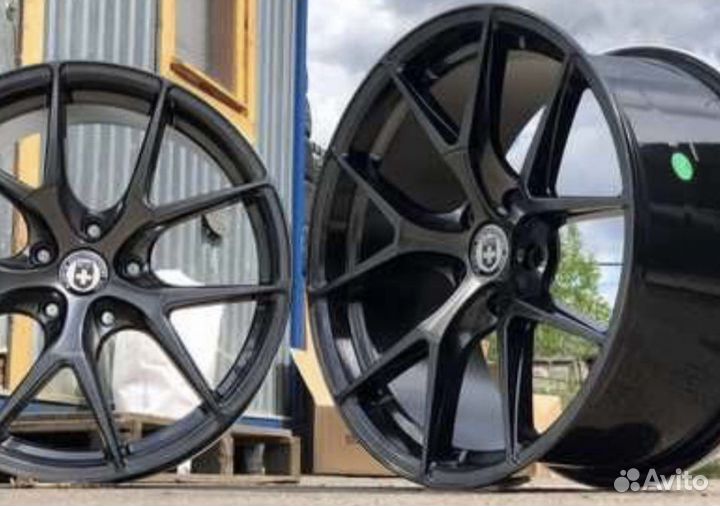 Диски HRE R19 Black Matt 5-114.3 на Toyota Camry