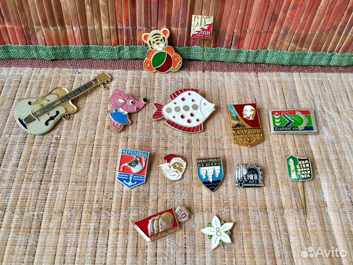 Значки брелки запонки СССР