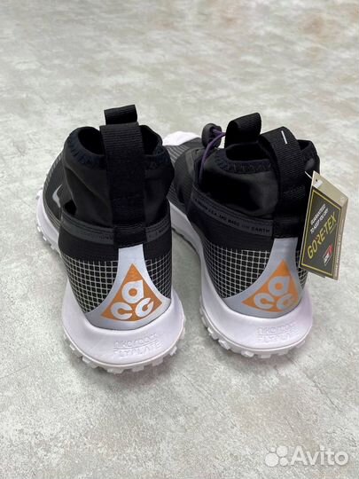 Nike ACG mountain gore tex