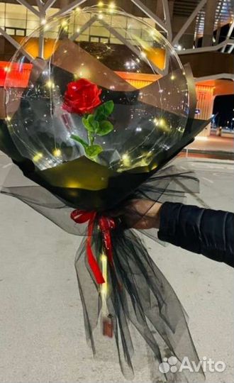 Букет цветы с шаром