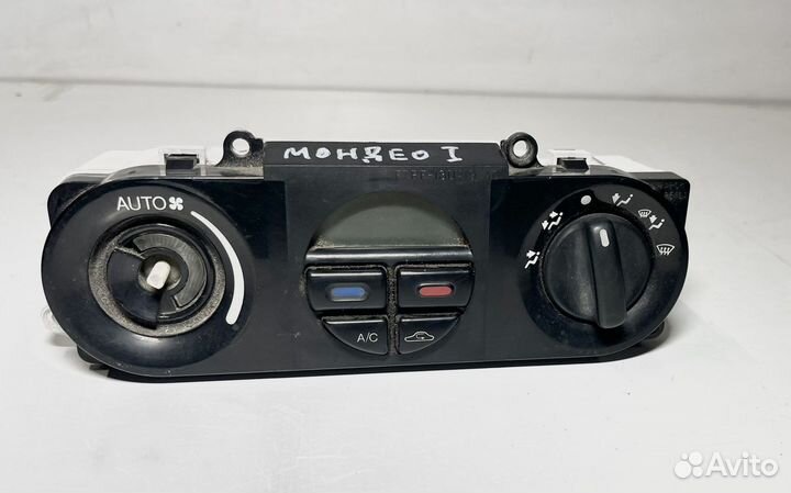 Блок управления печкой Ford Mondeo 1