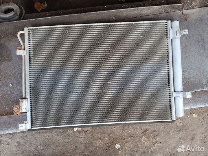 Радиатор кондиционера Kia Rio 4
